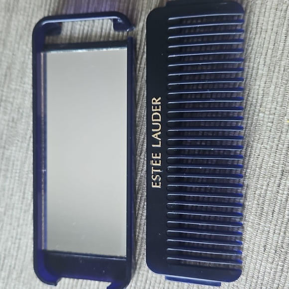 Estee Lauder 5 Piece Skincare Set Plus Cosmetic Pouch & Comb/Mirror - Picture 8 of 8